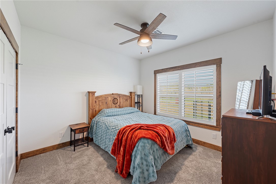 399 Satin Road, Chilton, Texas image 24