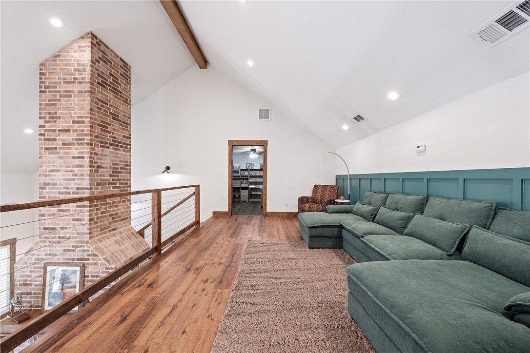 399 Satin Road, Chilton, Texas image 31