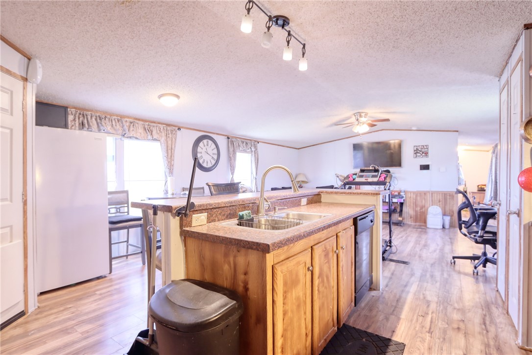 2201 Oak Valley Lane, Corsicana, Texas image 6