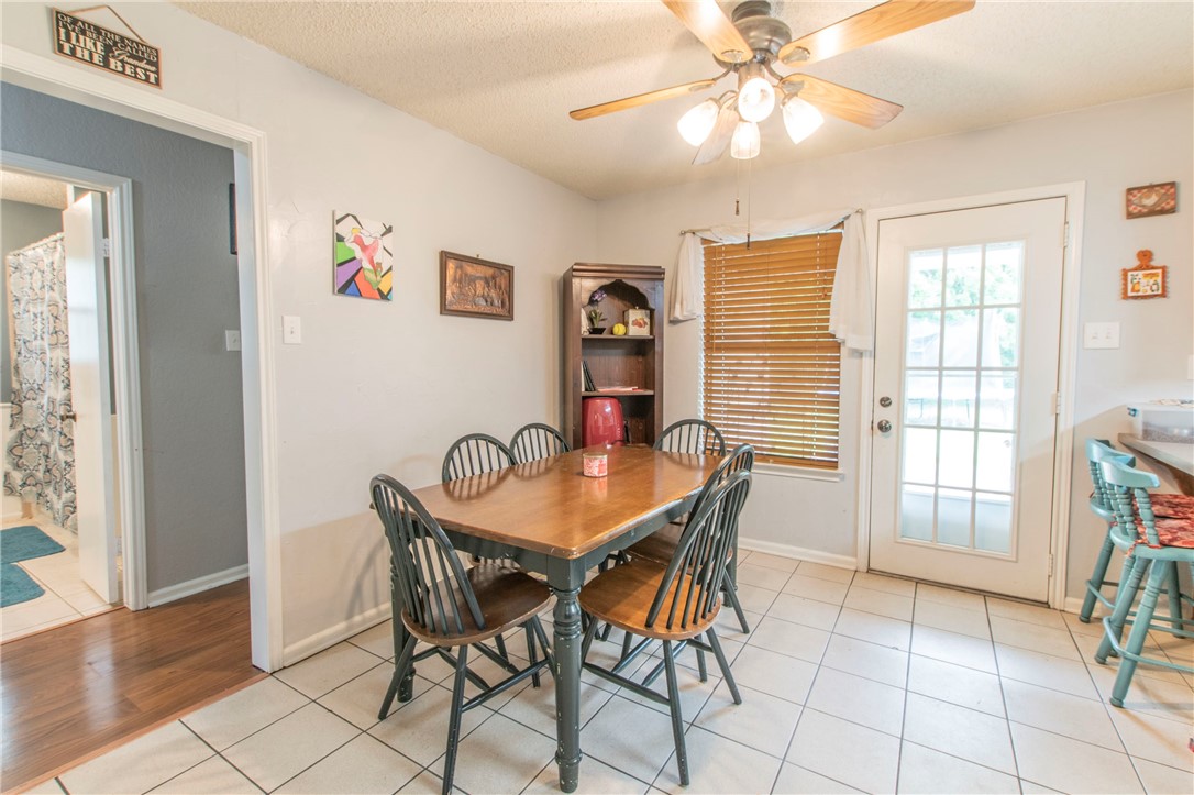 205 Bonham Drive, Hewitt, Texas image 8