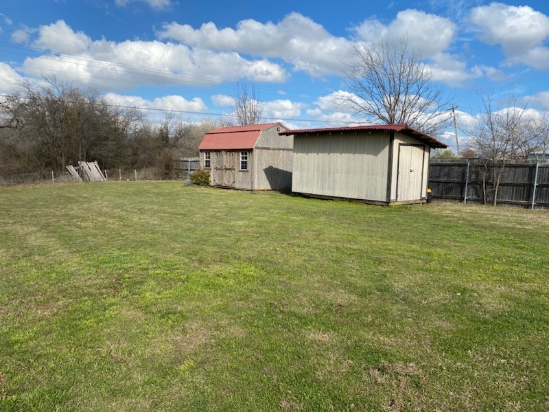 8001 Harvest Drive, Grandview, Texas image 28