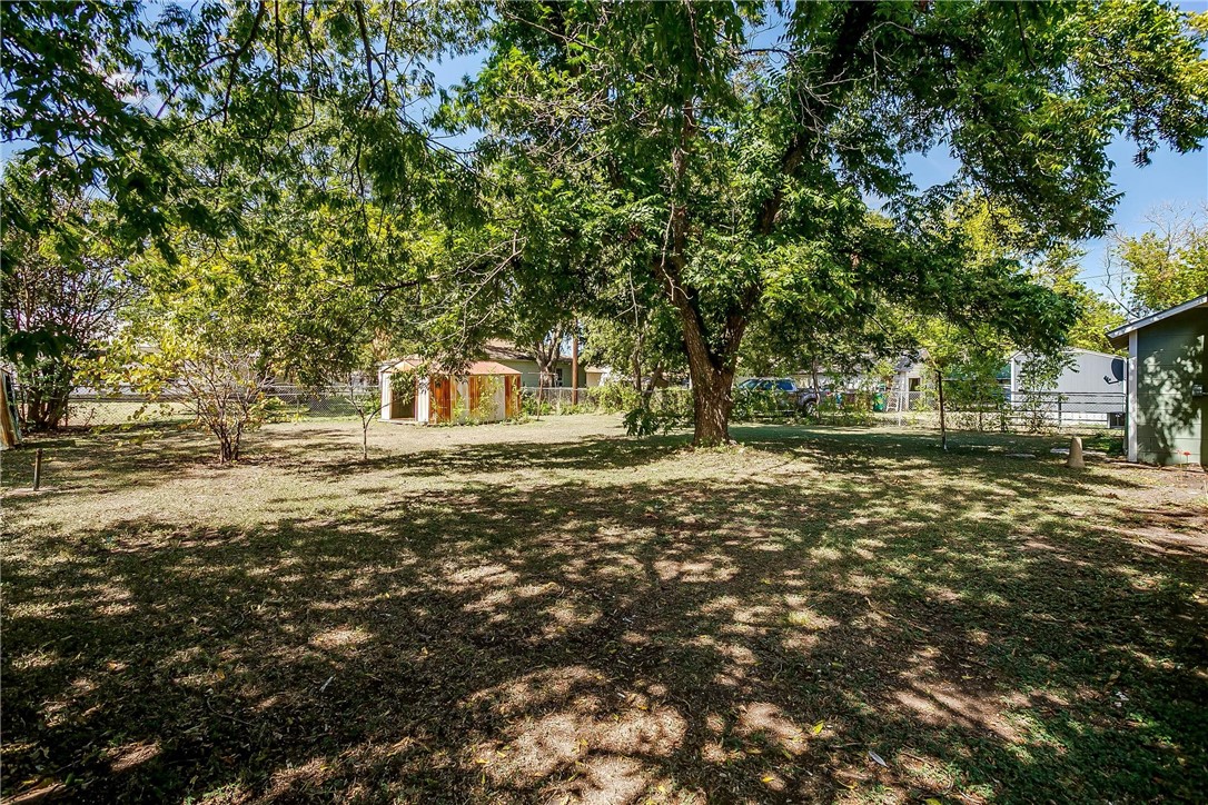 711 S Ave H Avenue, Clifton, Texas image 35