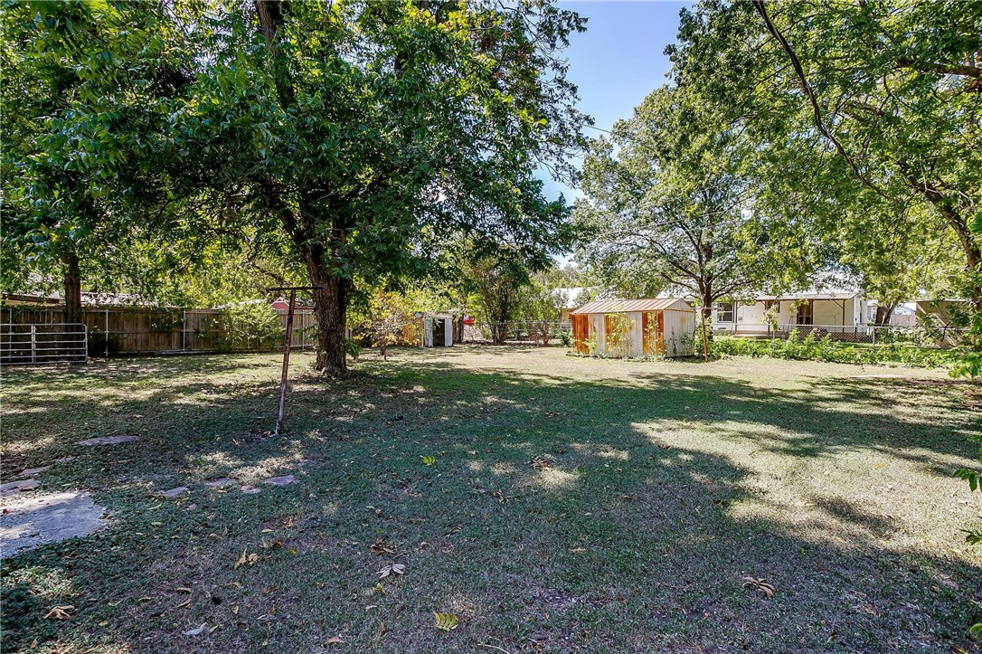 711 S Ave H Avenue, Clifton, Texas image 32