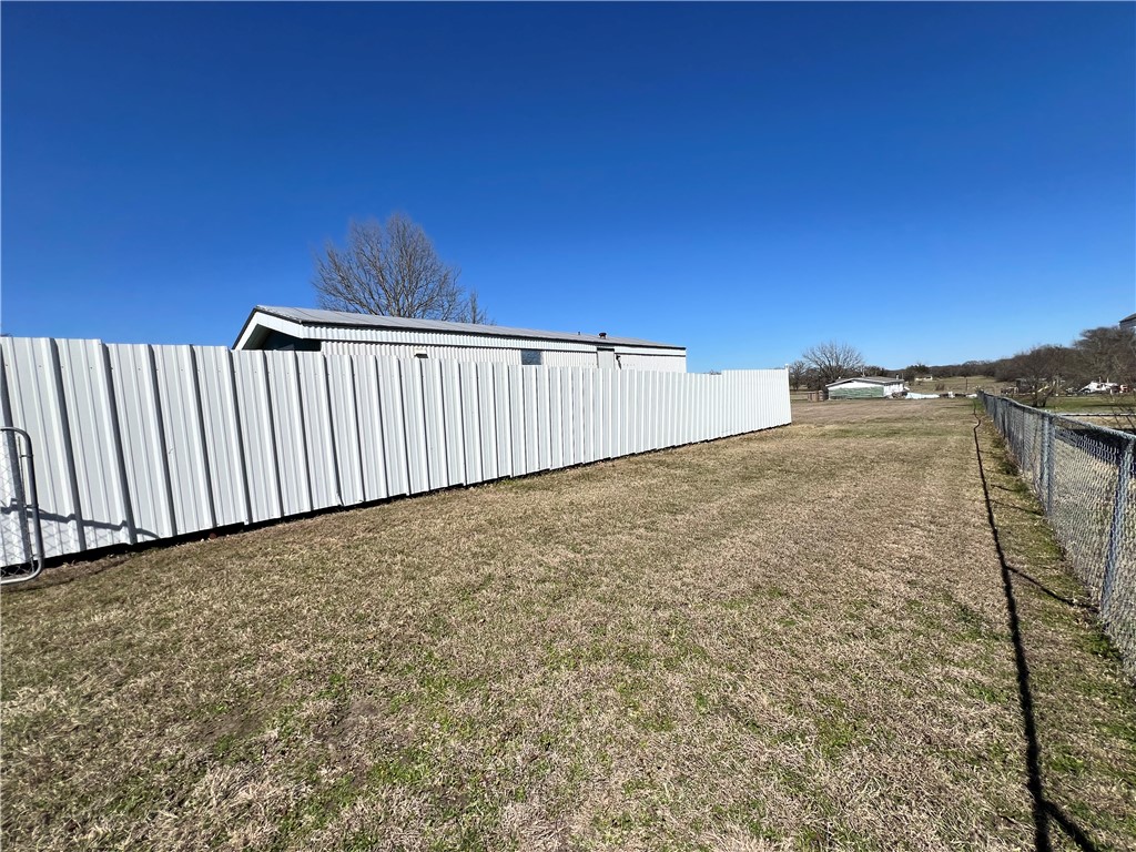 303 S Fairpark Street, Riesel, Texas image 11