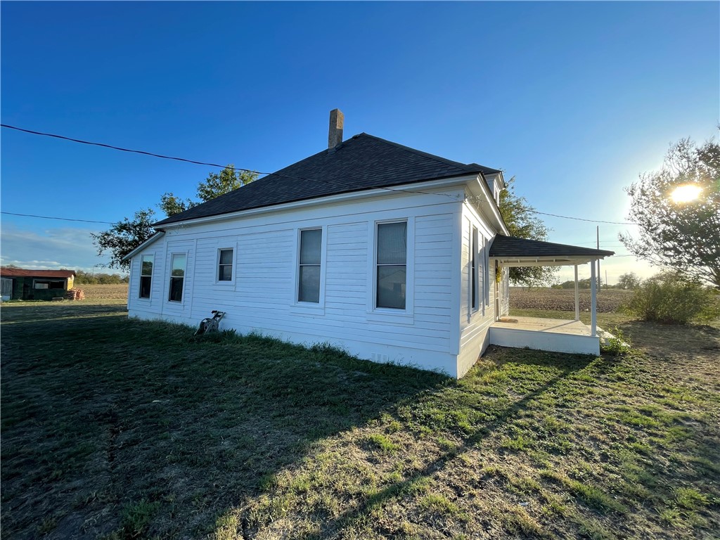 346 Cr 352, Rosebud, Texas image 2