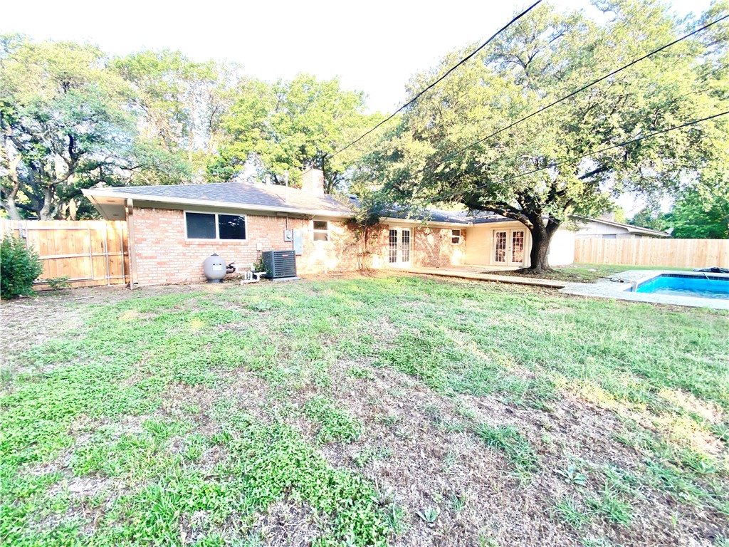 425 Cranbrook St, Woodway, Texas image 2