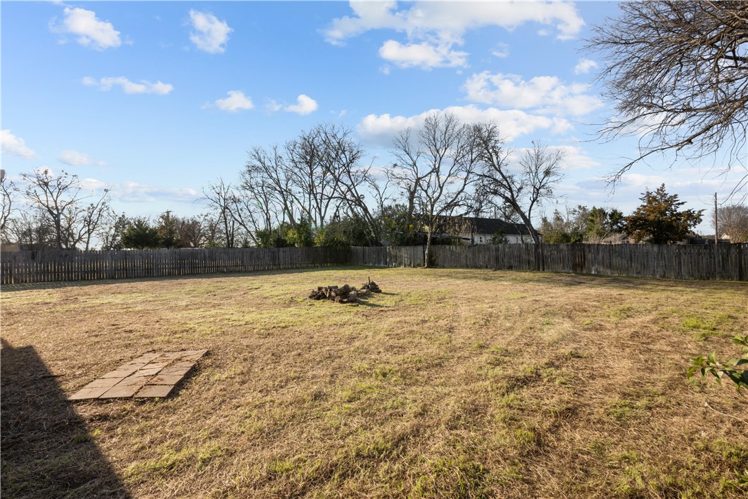 206 W Castro Street, Lorena, Texas image 14