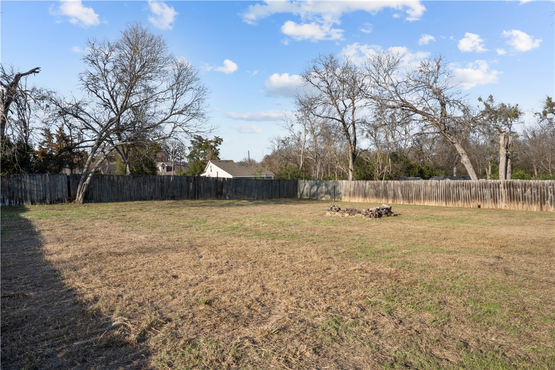206 W Castro Street, Lorena, Texas image 15