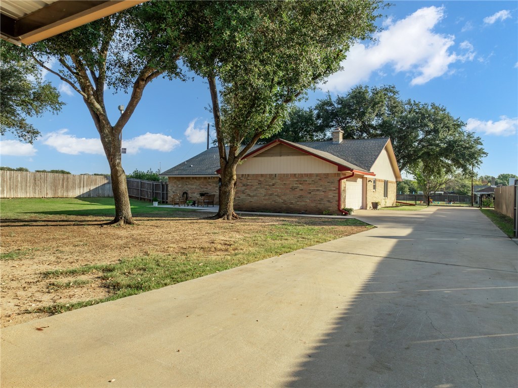 221 Coventry Drive, Hewitt, Texas image 38