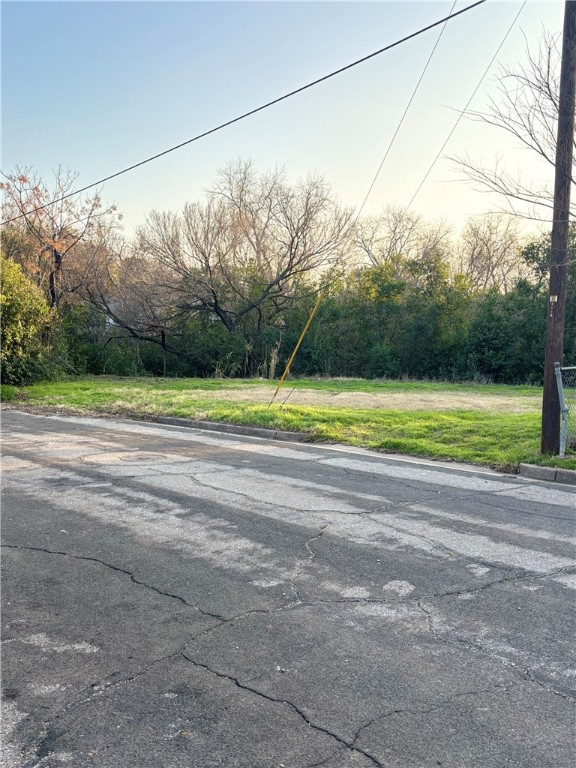 3112 N 17th Street, Waco, Texas image 2