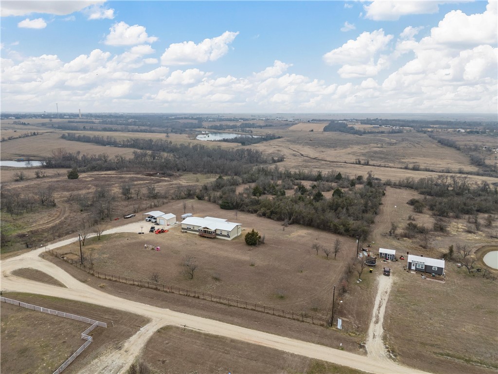 105 Cr 4025 Road, Lott, Texas image 38