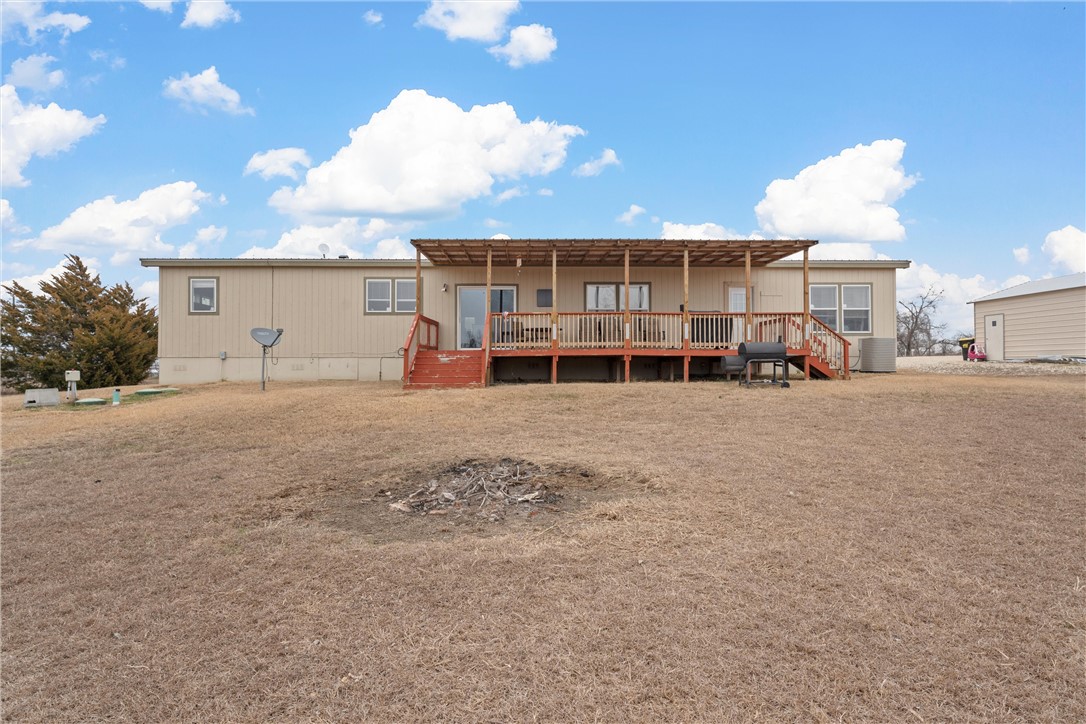 105 Cr 4025 Road, Lott, Texas image 27