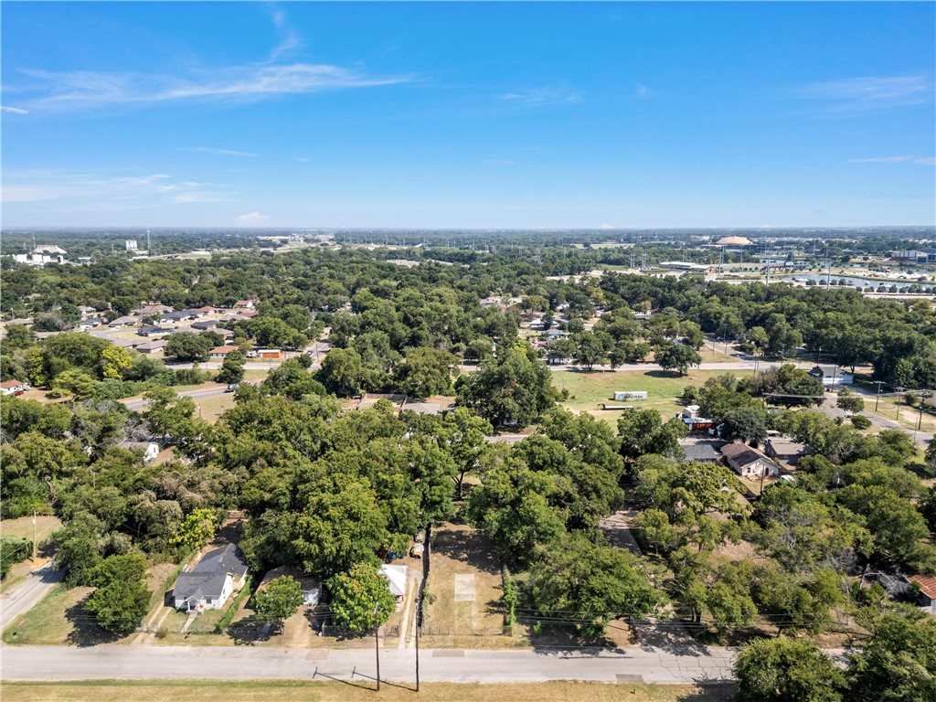 1003 E Clay Street, Waco, Texas image 6