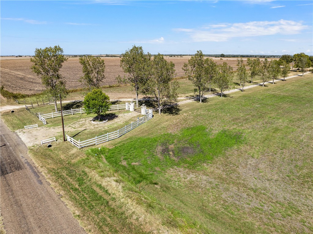 3218 Canaan Church Road, Crawford, Texas image 4