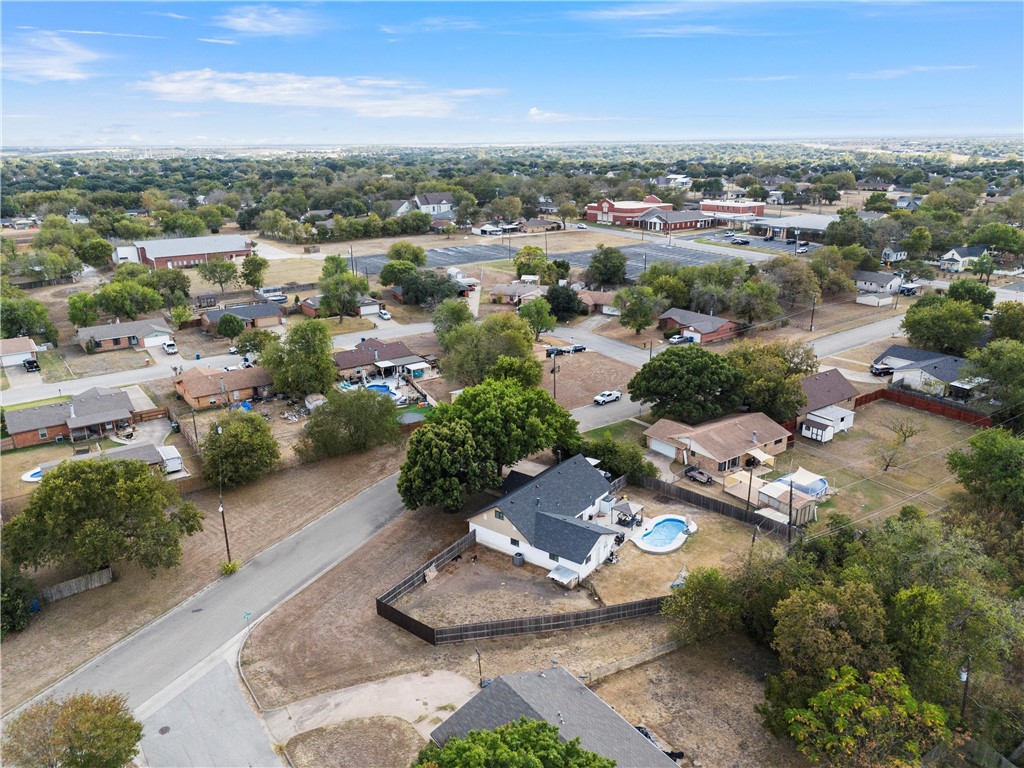 128 E Johnson Street, Hewitt, Texas image 39