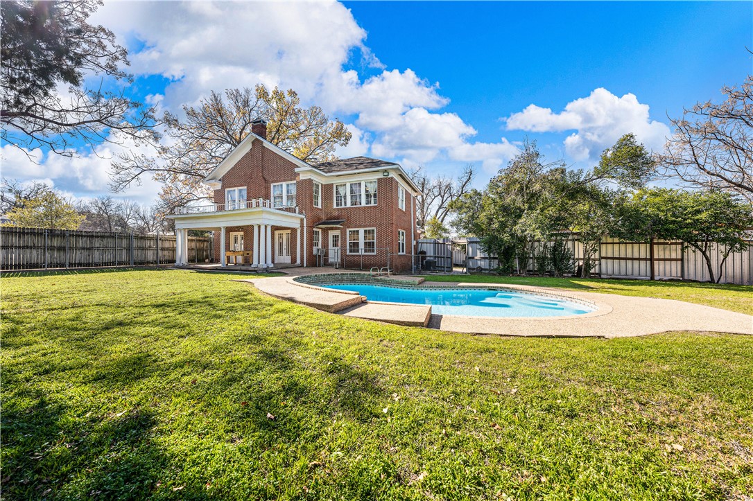 1811 Colcord Avenue, Waco, Texas image 14