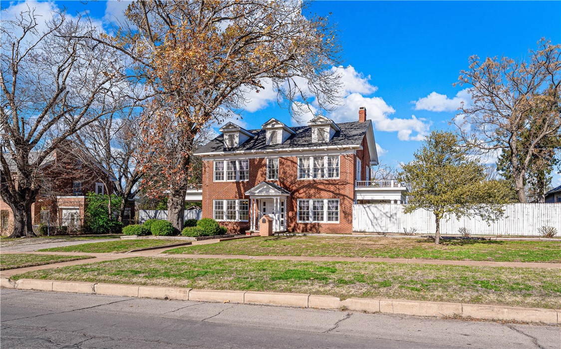 1811 Colcord Avenue, Waco, Texas image 18