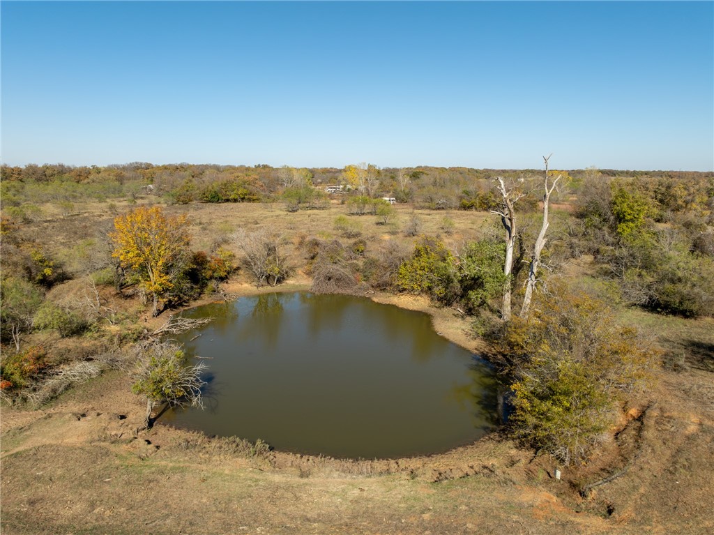 8604 W Lake Creek Road, Riesel, Texas image 12