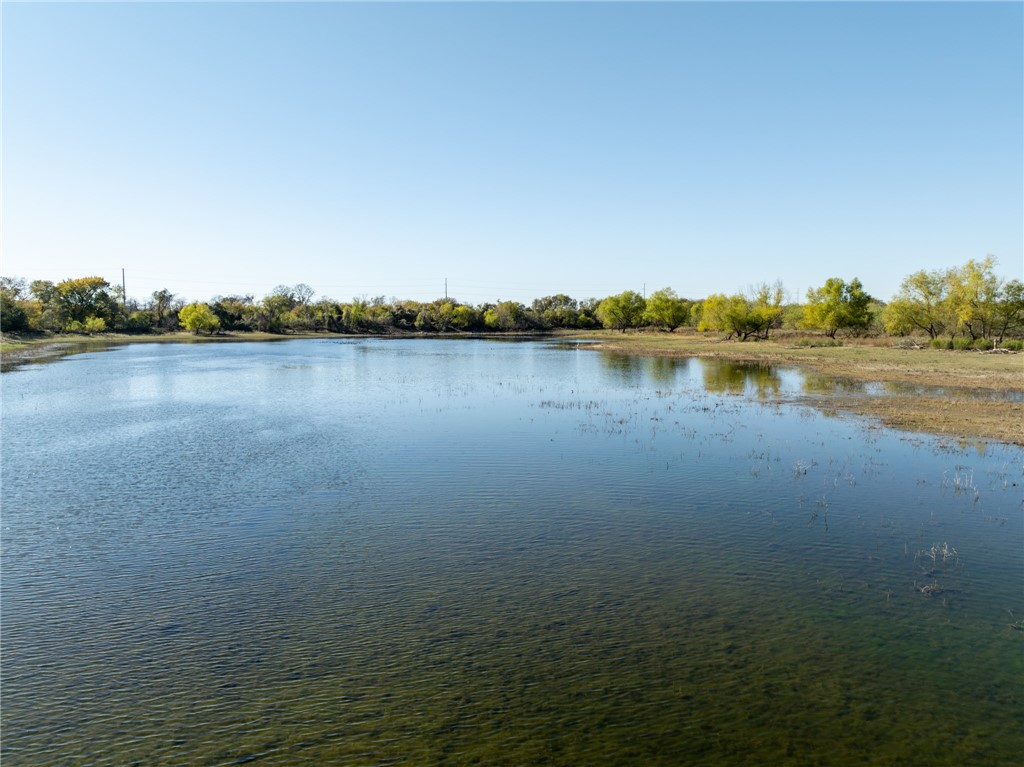 8604 W Lake Creek Road, Riesel, Texas image 47