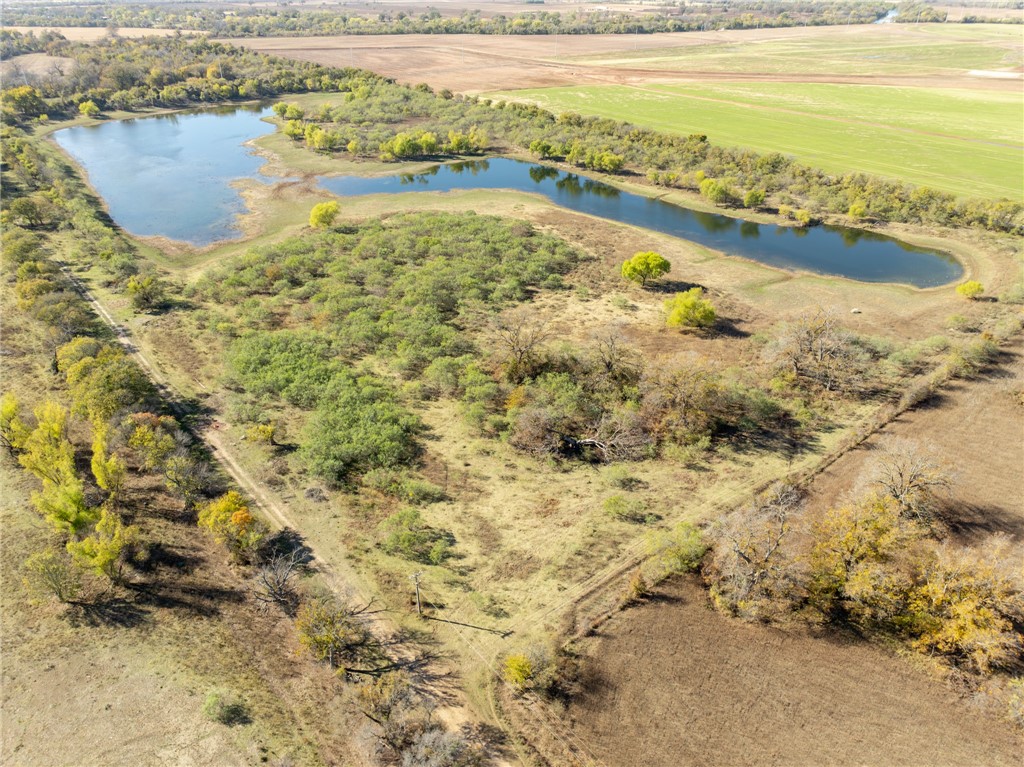 8604 W Lake Creek Road, Riesel, Texas image 40