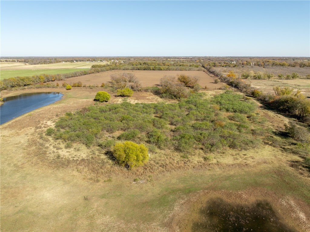 8604 W Lake Creek Road, Riesel, Texas image 44