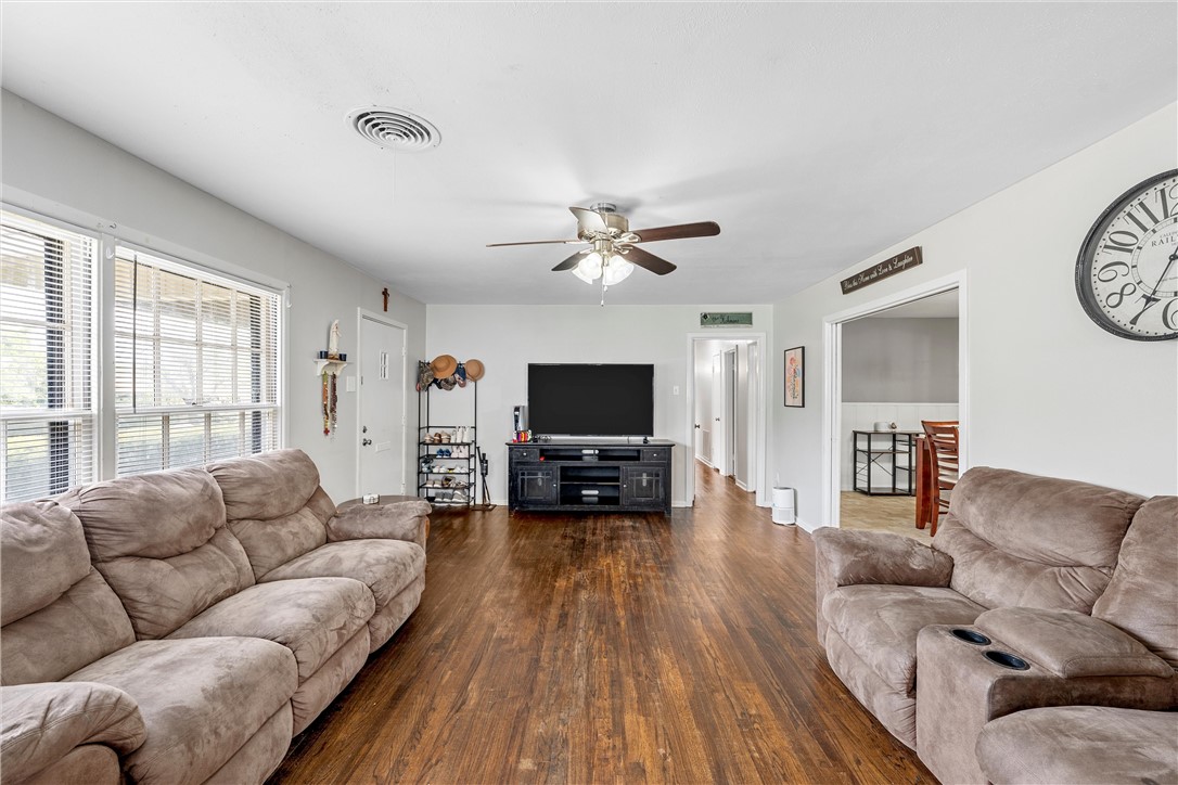 4701 Edmond Avenue, Waco, Texas image 5