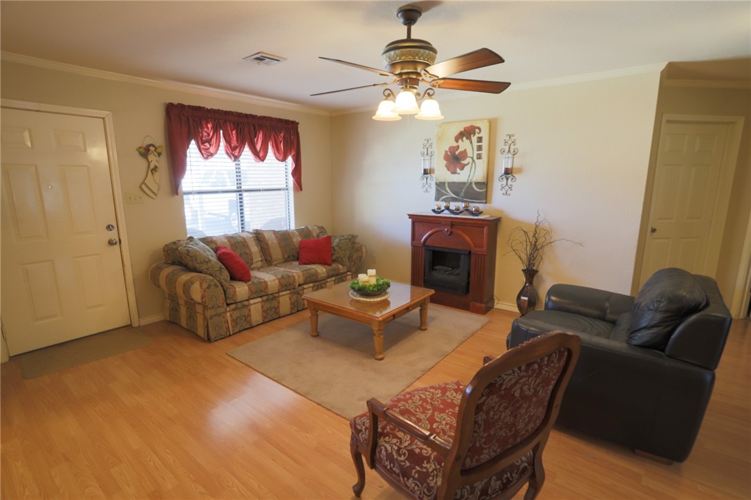 107 Rebecca Road, Moody, Texas image 3