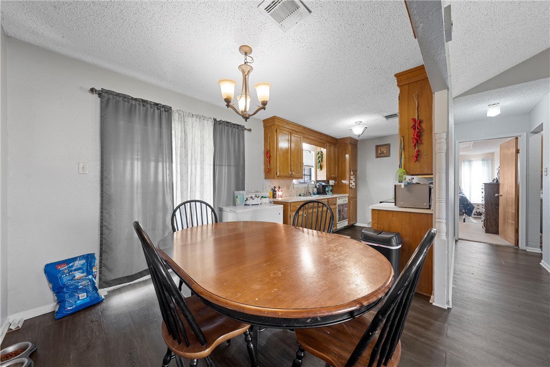 4009 Paradise Island Road, Waco, Texas image 5