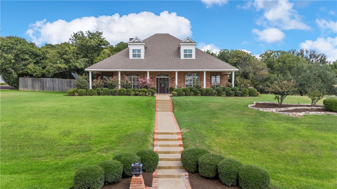 100 Westridge Lane, Woodway, Texas image 3