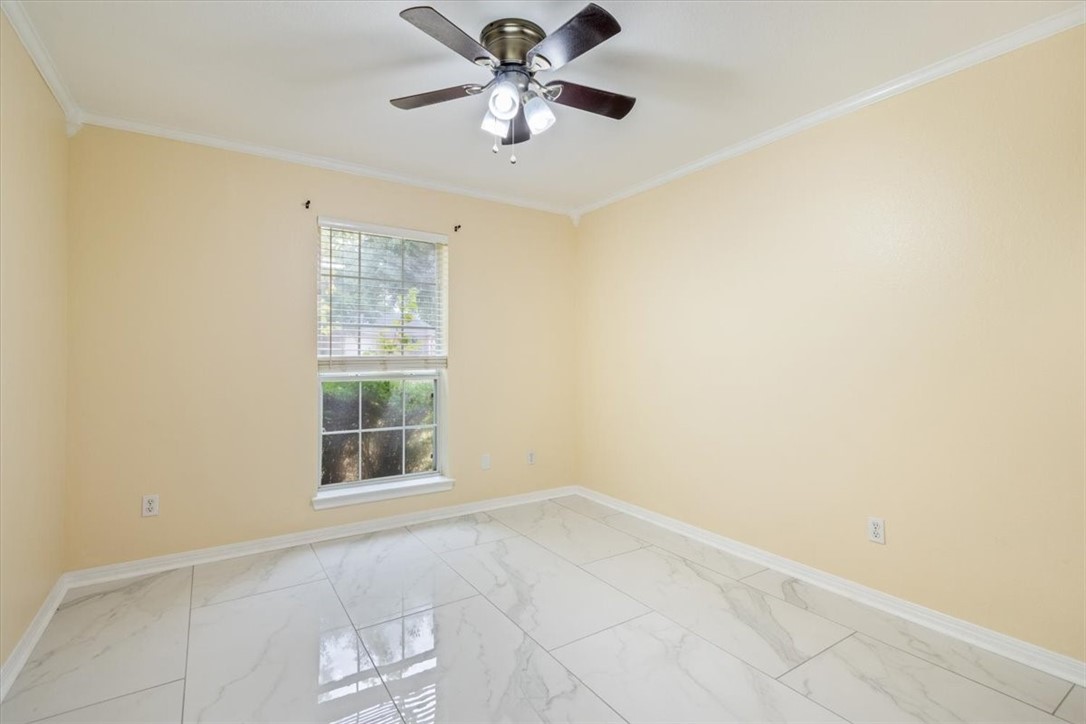 1216 Gunnison Drive, Woodway, Texas image 23