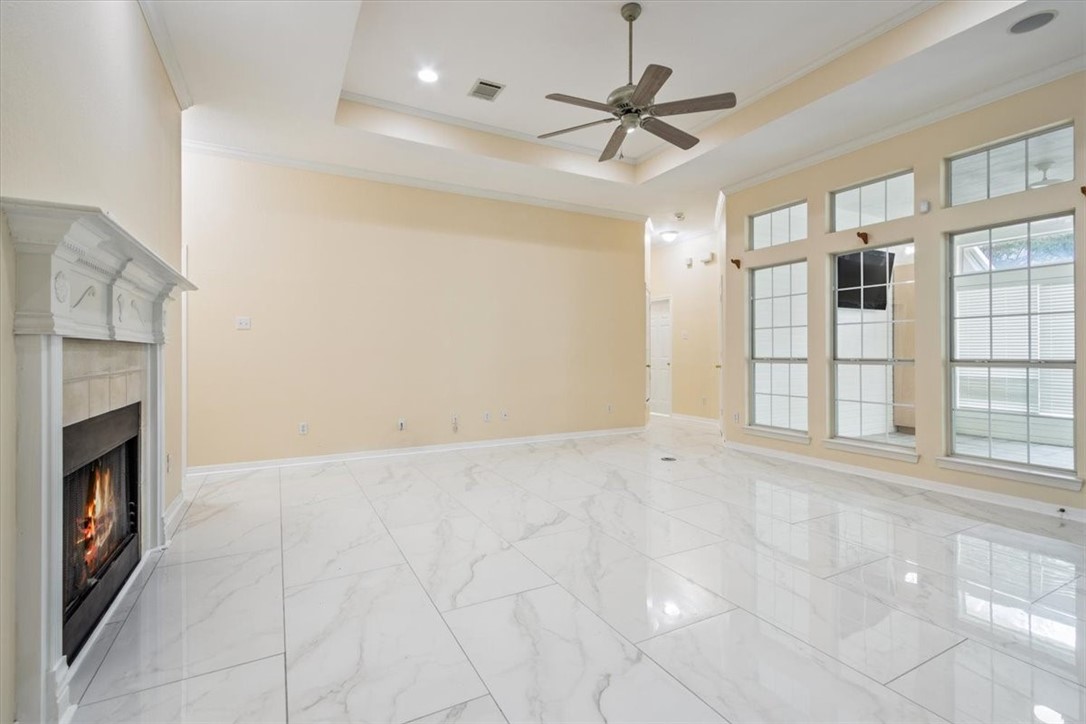 1216 Gunnison Drive, Woodway, Texas image 6
