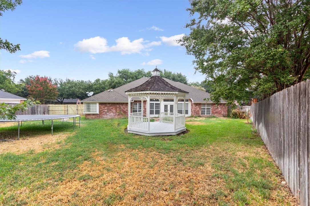 1216 Gunnison Drive, Woodway, Texas image 31