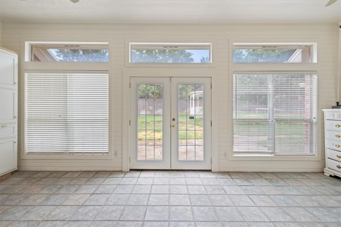 1216 Gunnison Drive, Woodway, Texas image 25