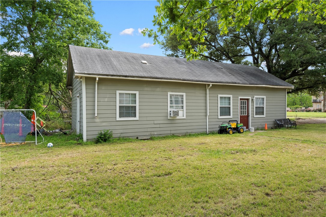 900 E Evergreen Street, Mexia, Texas image 28