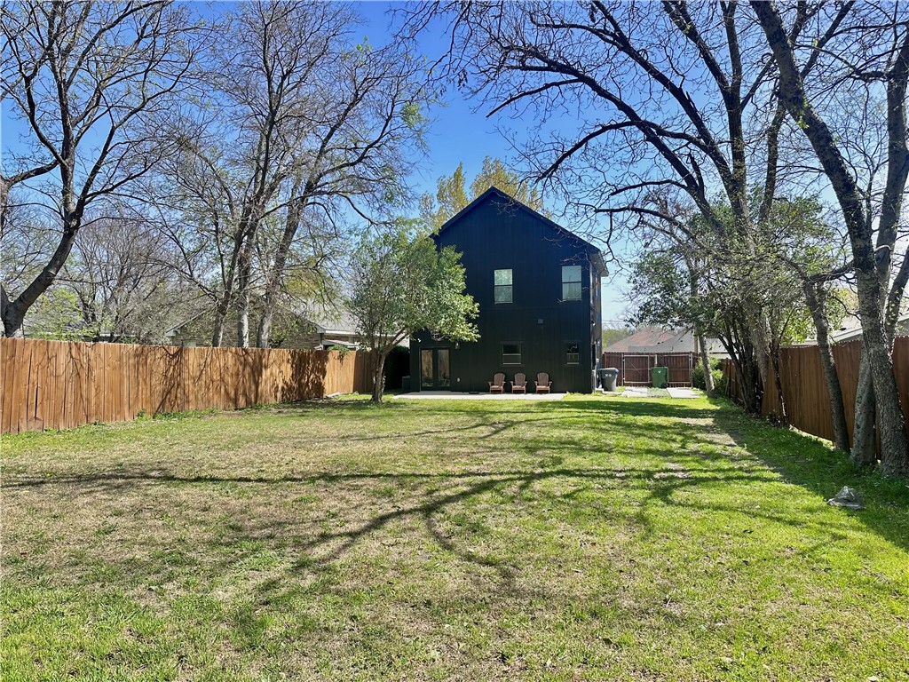 1904 N 17th Street, Waco, Texas image 28