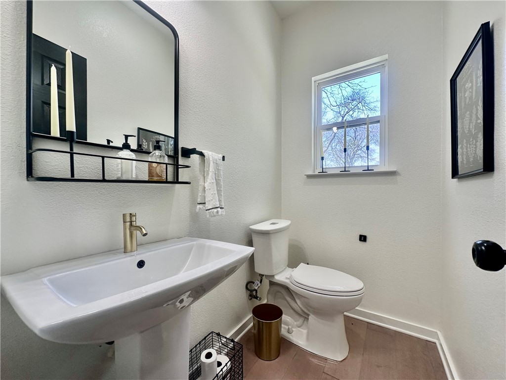 1904 N 17th Street, Waco, Texas image 14