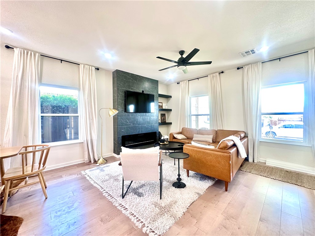 1904 N 17th Street, Waco, Texas image 5