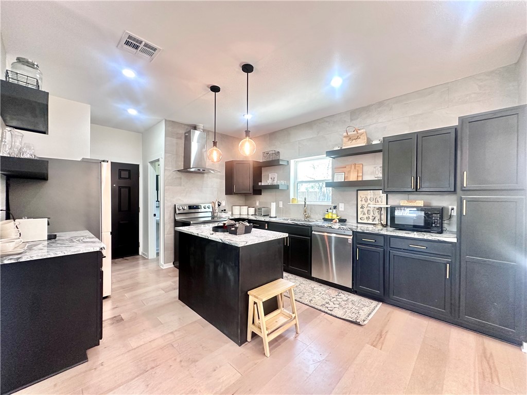 1904 N 17th Street, Waco, Texas image 11
