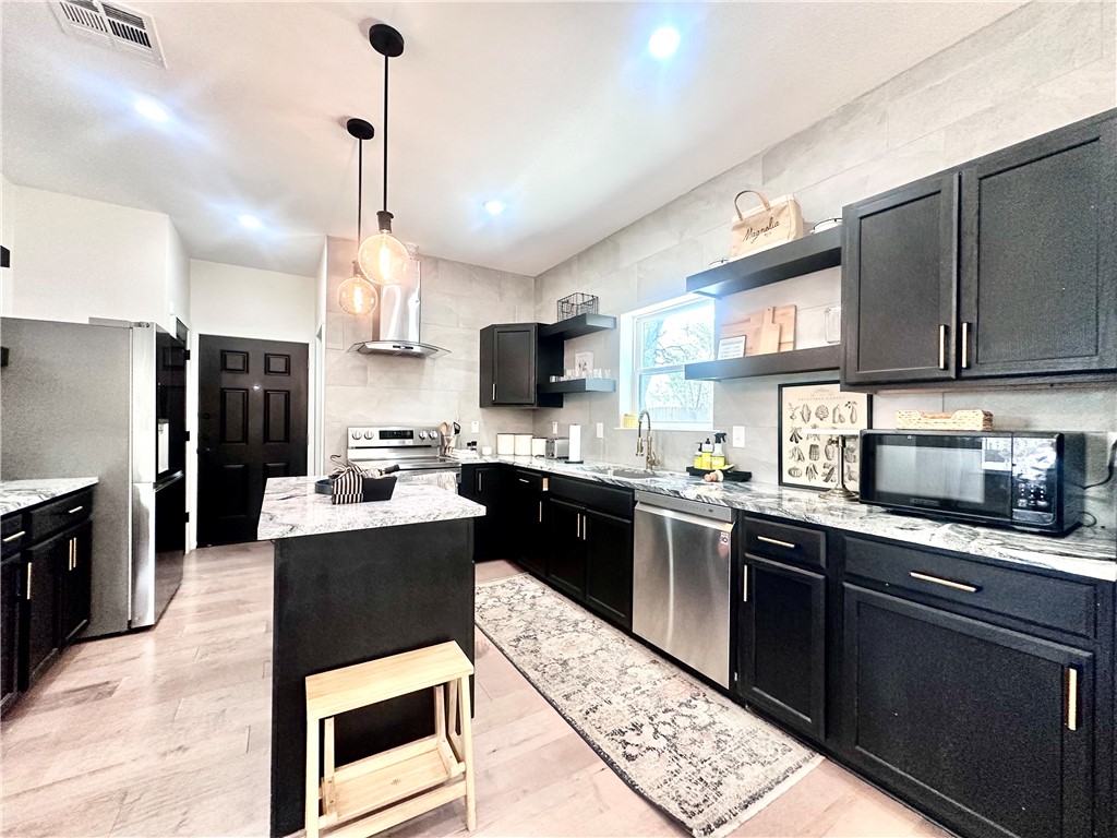 1904 N 17th Street, Waco, Texas image 9