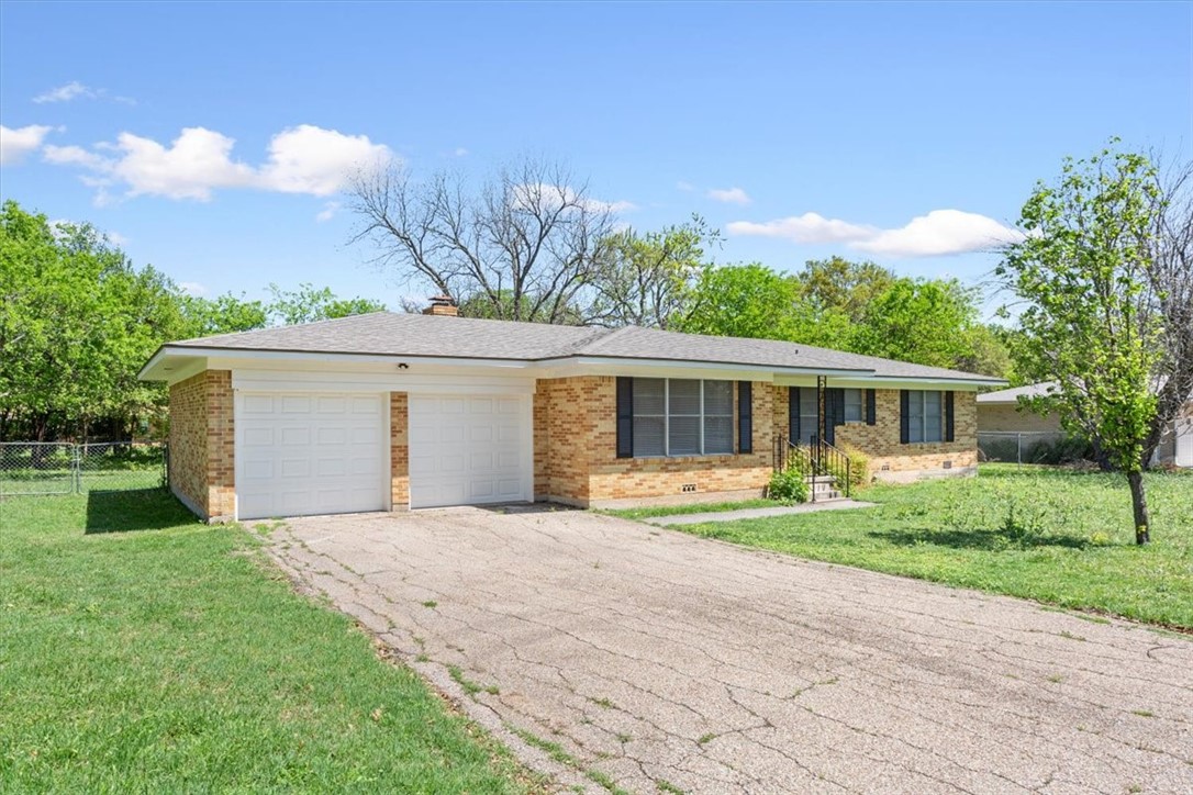 317 Catalina Drive, Woodway, Texas image 1