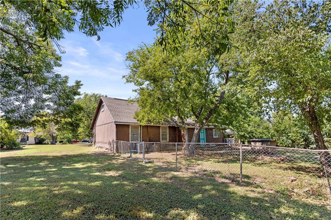 4212 Knoll Drive, Waco, Texas image 20