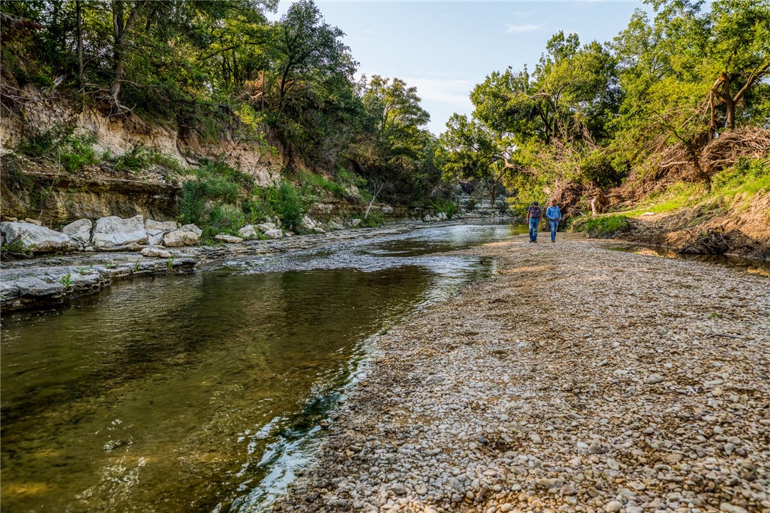 000 Russell Road, Gatesville, Texas image 23