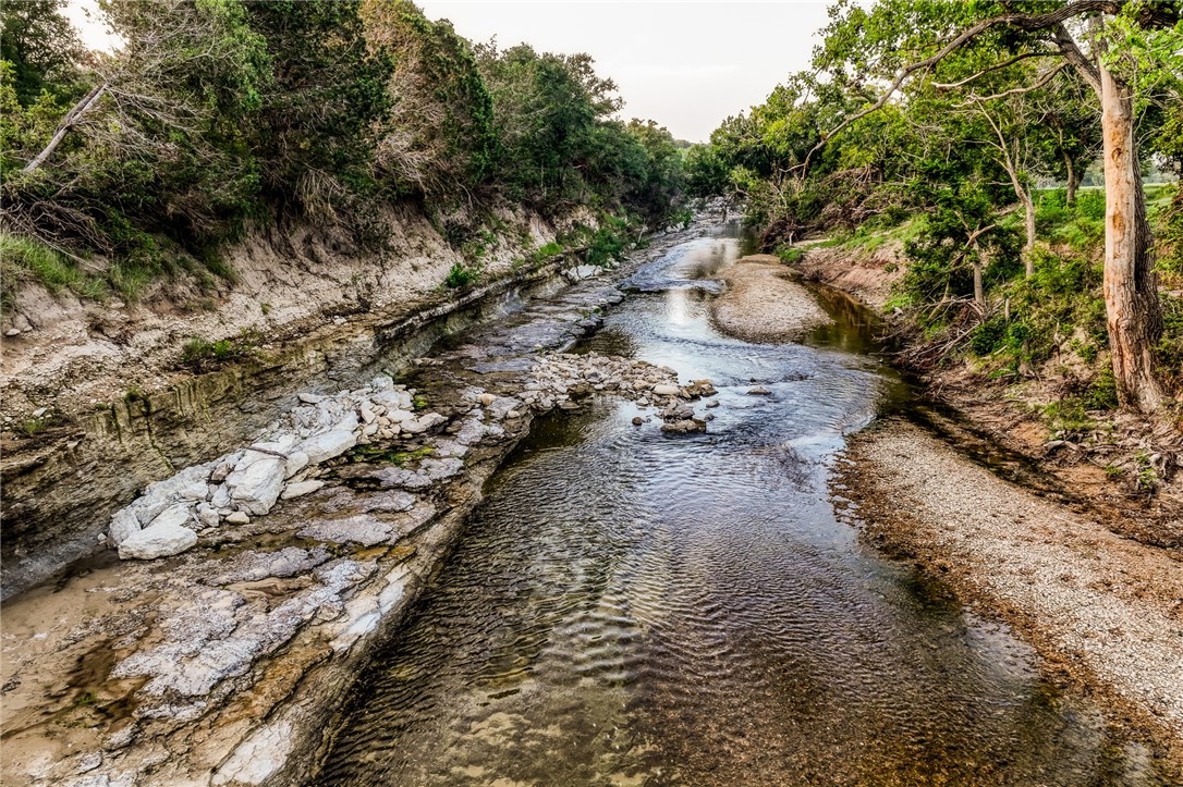 000 Russell Road, Gatesville, Texas image 4