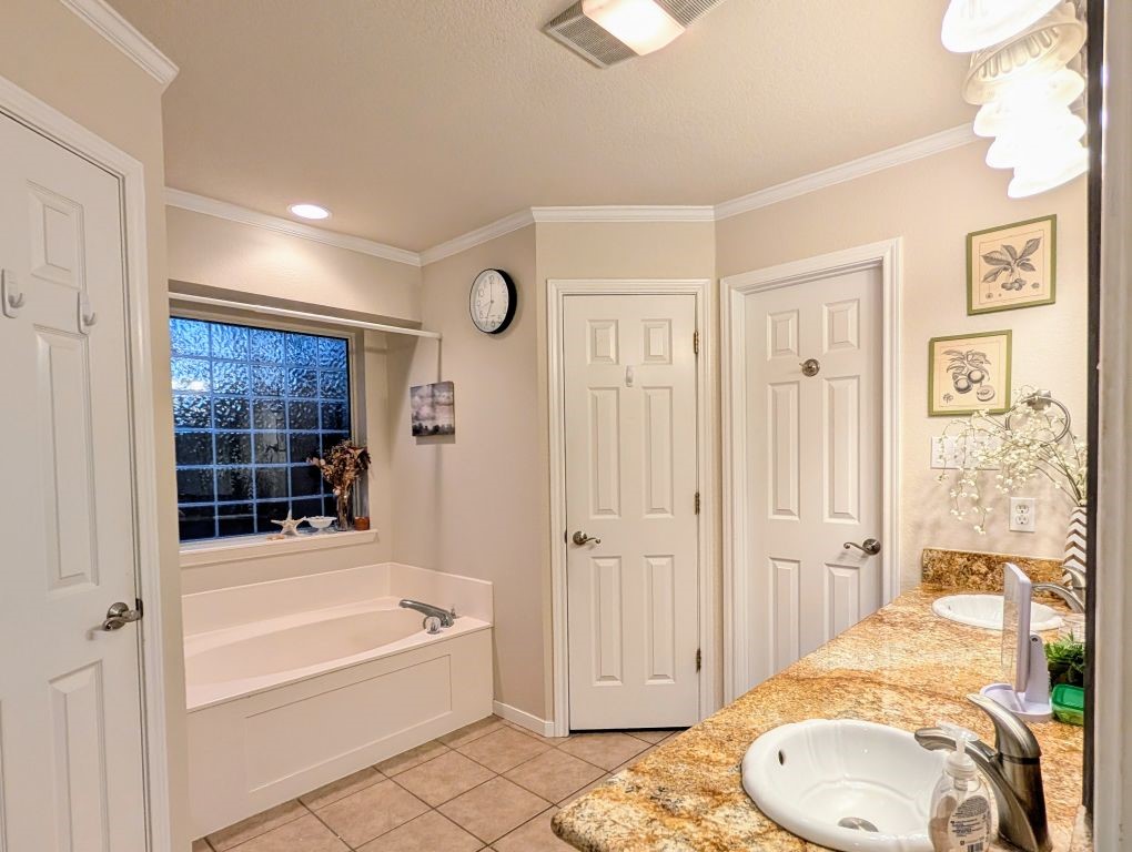 1231 Radisson Drive, Hewitt, Texas image 34