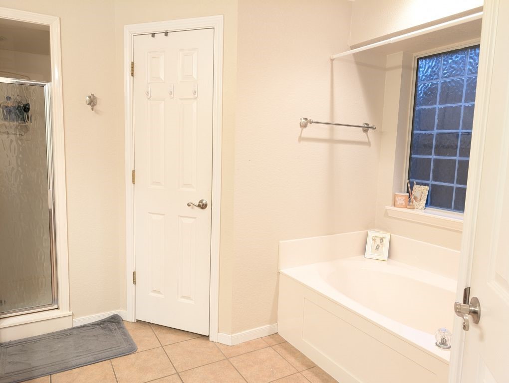 1231 Radisson Drive, Hewitt, Texas image 35