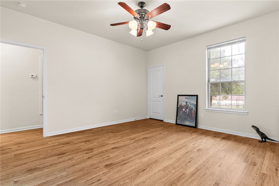 2800 Lomas Rodando Calzada, Kempner, Texas image 29