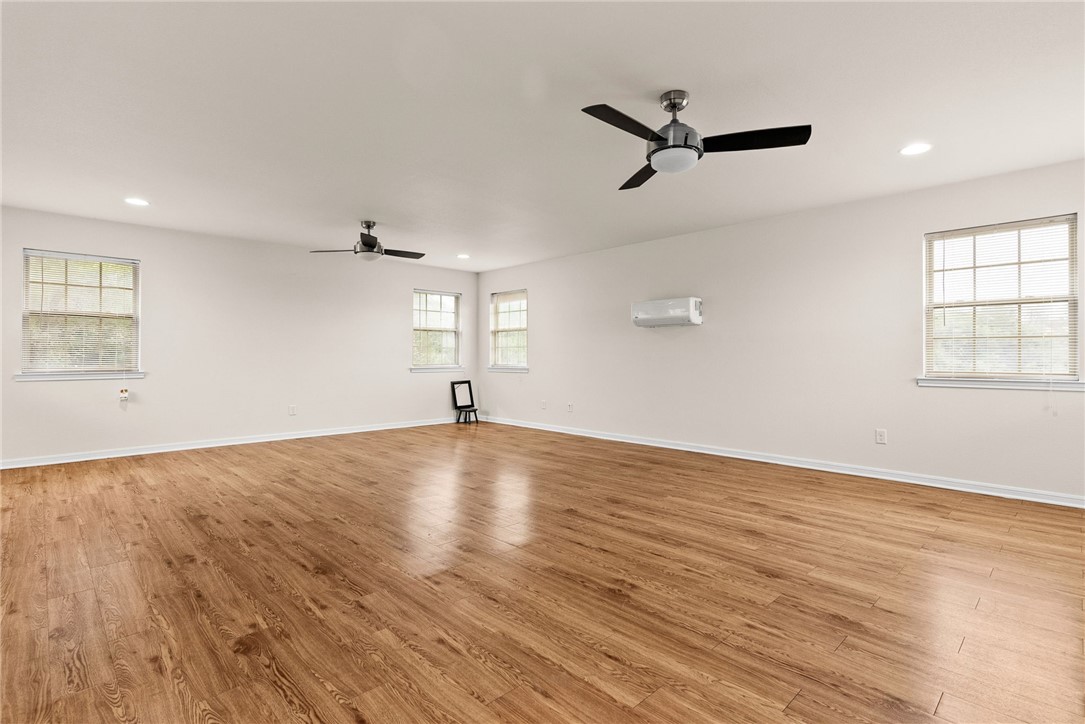 2800 Lomas Rodando Calzada, Kempner, Texas image 34