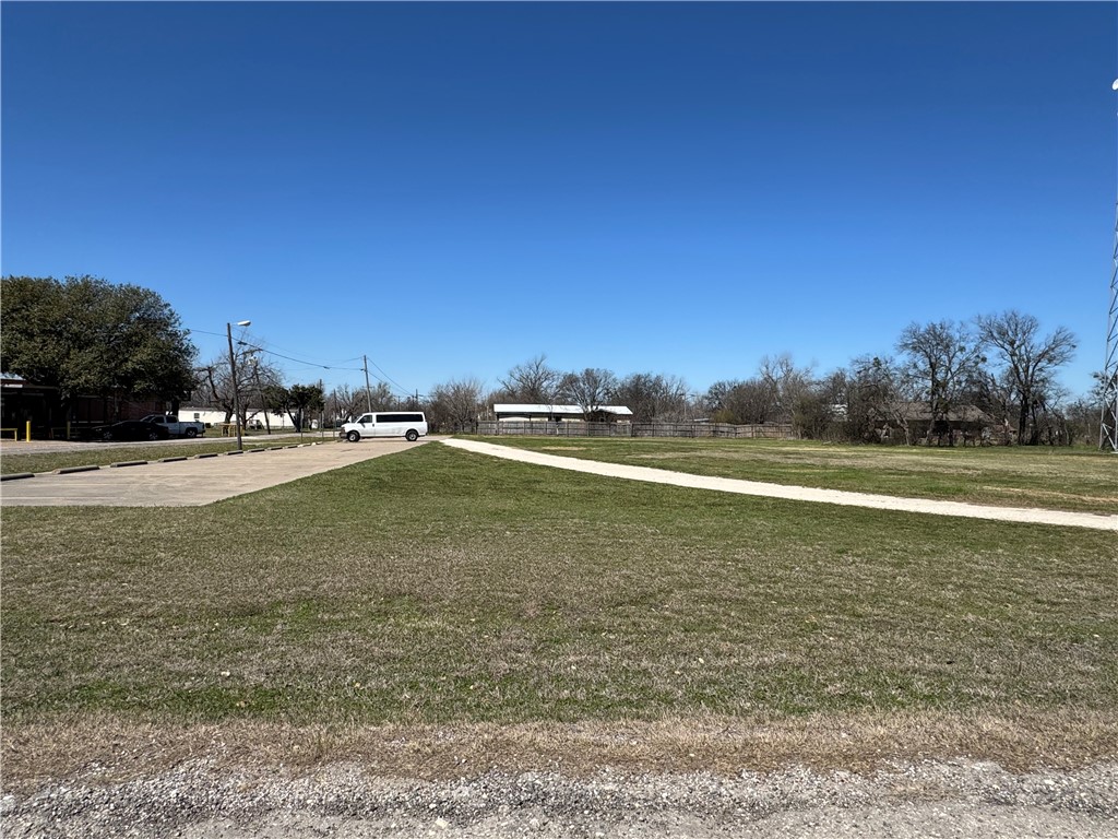 Lot 4-6 5th Street, Lott, Texas image 3
