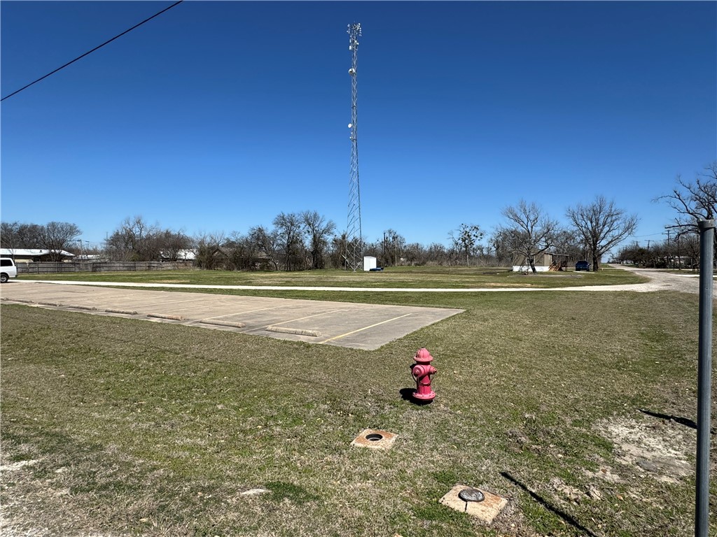 Lot 4-6 5th Street, Lott, Texas image 6