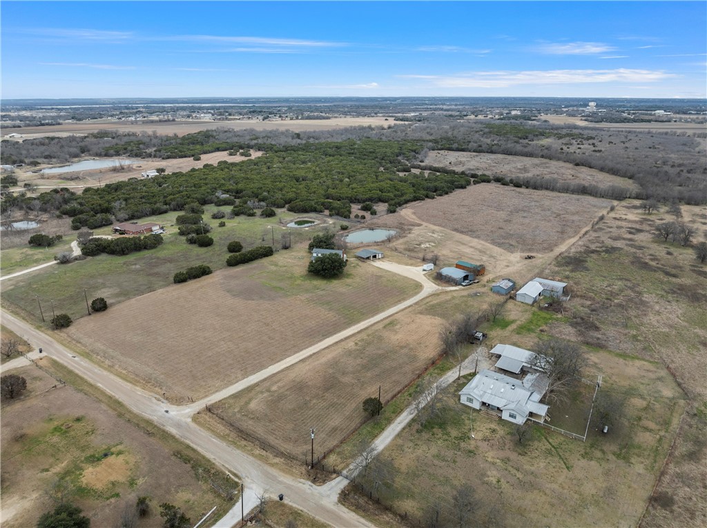 627 Fern Valley Road, Waco, Texas image 37